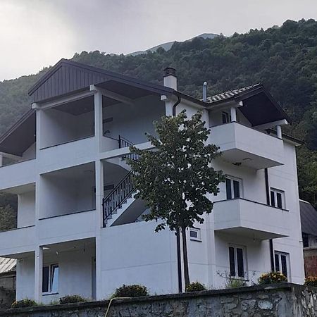 Guest House Florini 2023 Fierze Exterior foto